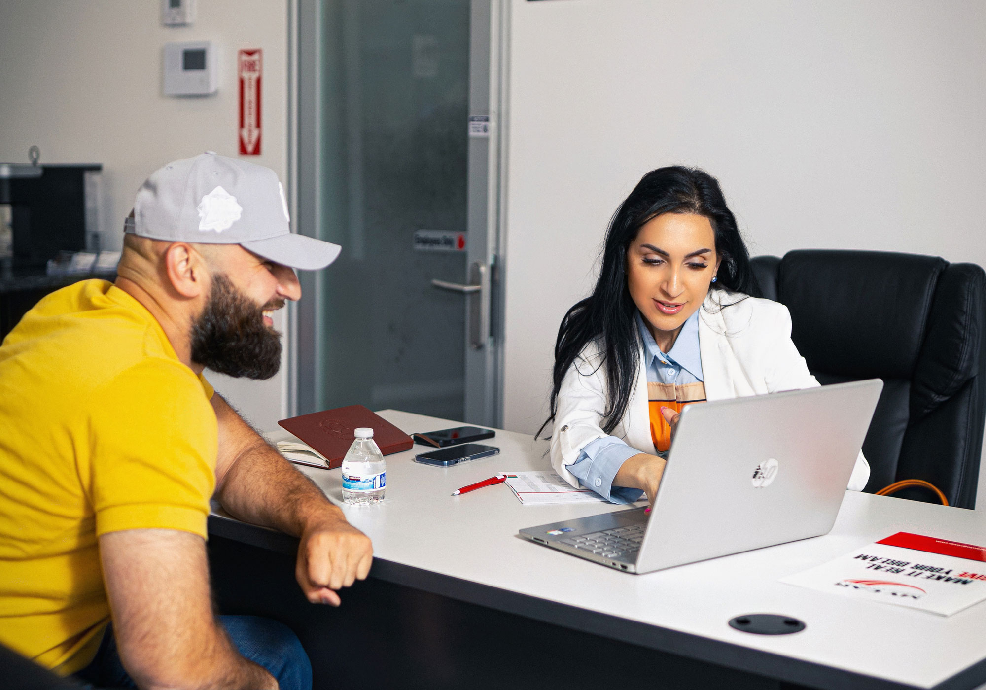 How Do I Know if an Body Shop is Trustworthy? https://mycarautogroup.com/wp-content/uploads/2024/08/photo4-1280x1280.jpg